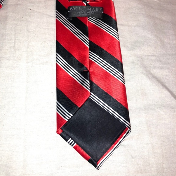 Men’s Wolfmark Neckwear Striped Tie - Picture 4 of 4